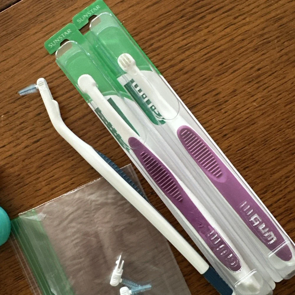GUM Assorted Teeth Care Item Proxabrush Travler Handle Replacement Brushes Lot A